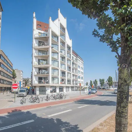 Apartment Sea Paradise Ostend